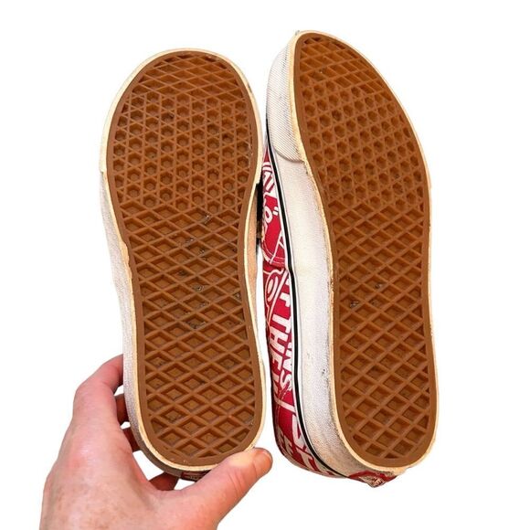 EUC Vans Red Logo Shoes - Picture 7 of 8